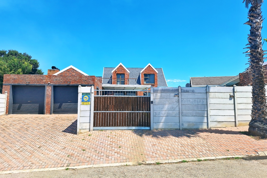 4 Bedroom Property for Sale in Noorsekloof Eastern Cape